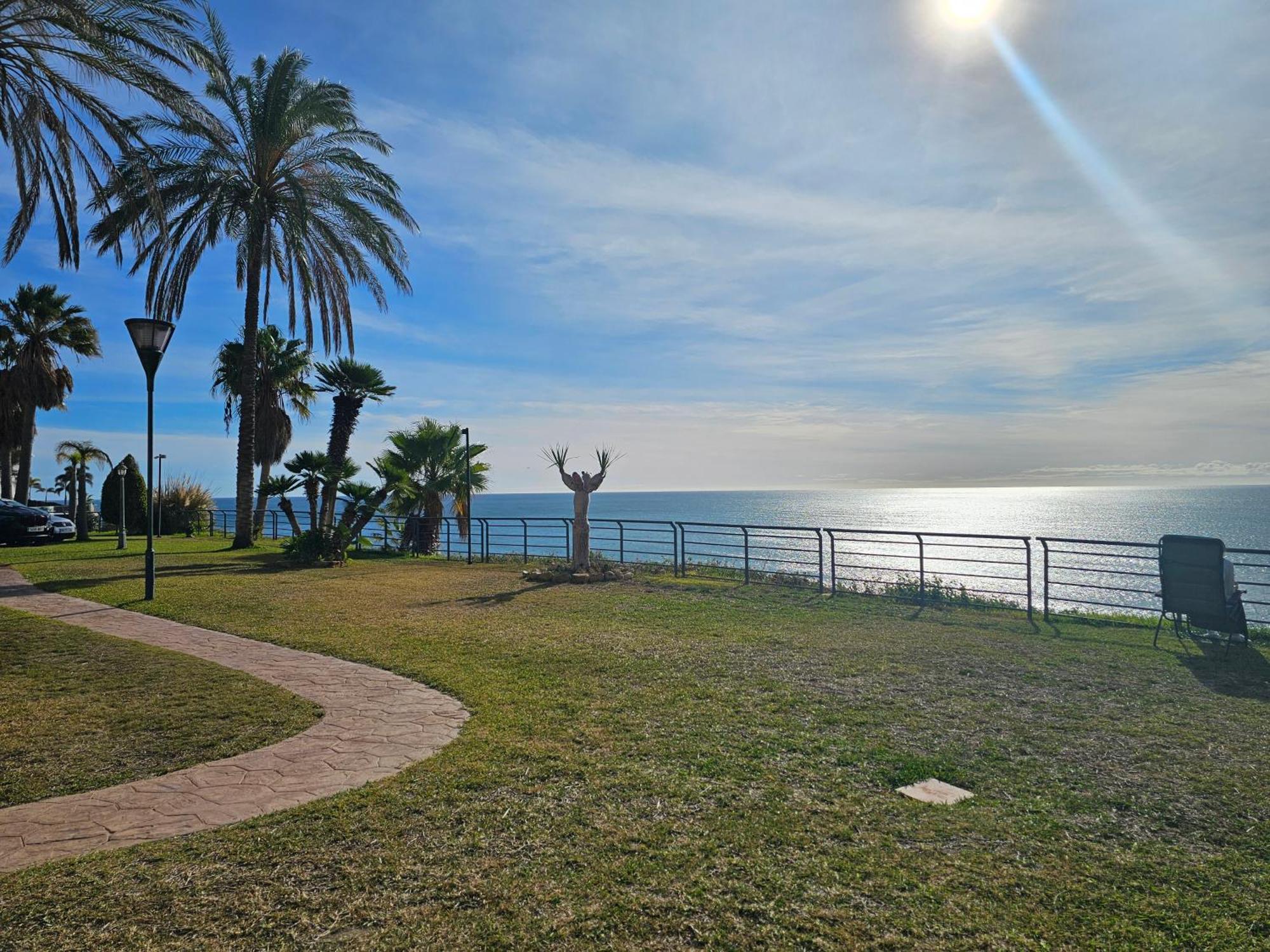 Intercomerciofeja Experiencia De Lujo Benalmádena Exteriör bild