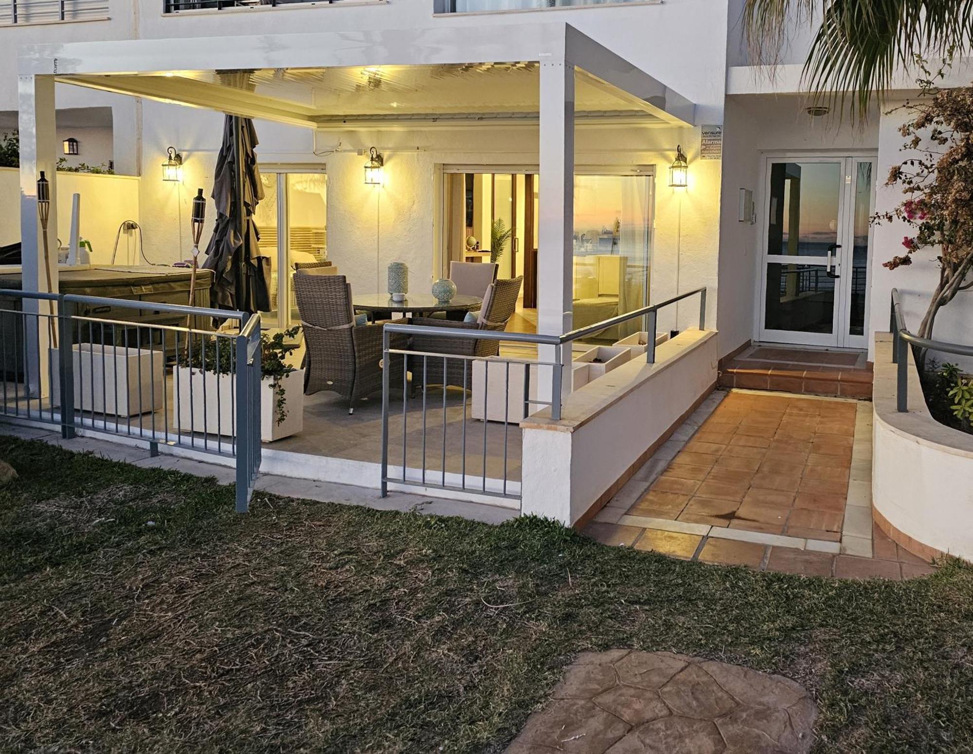 Intercomerciofeja Experiencia De Lujo Benalmádena Exteriör bild